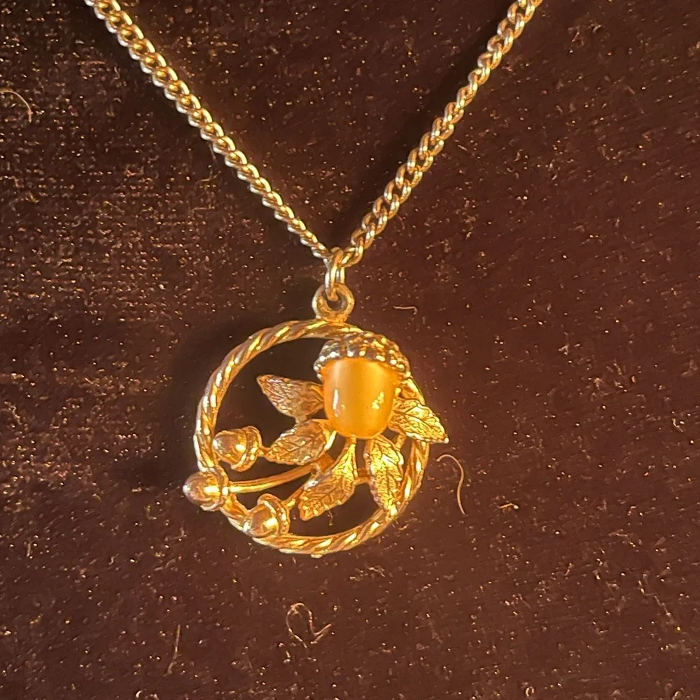 N/A vintage gold